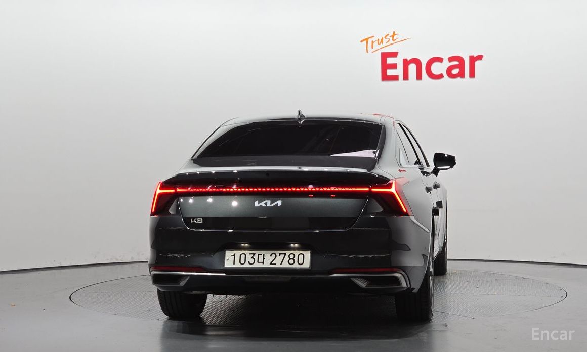  Kia K8