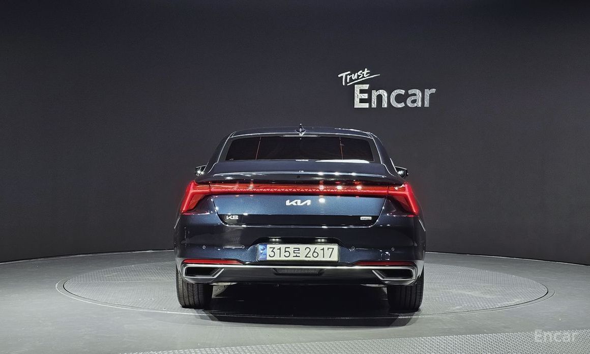  Kia K8