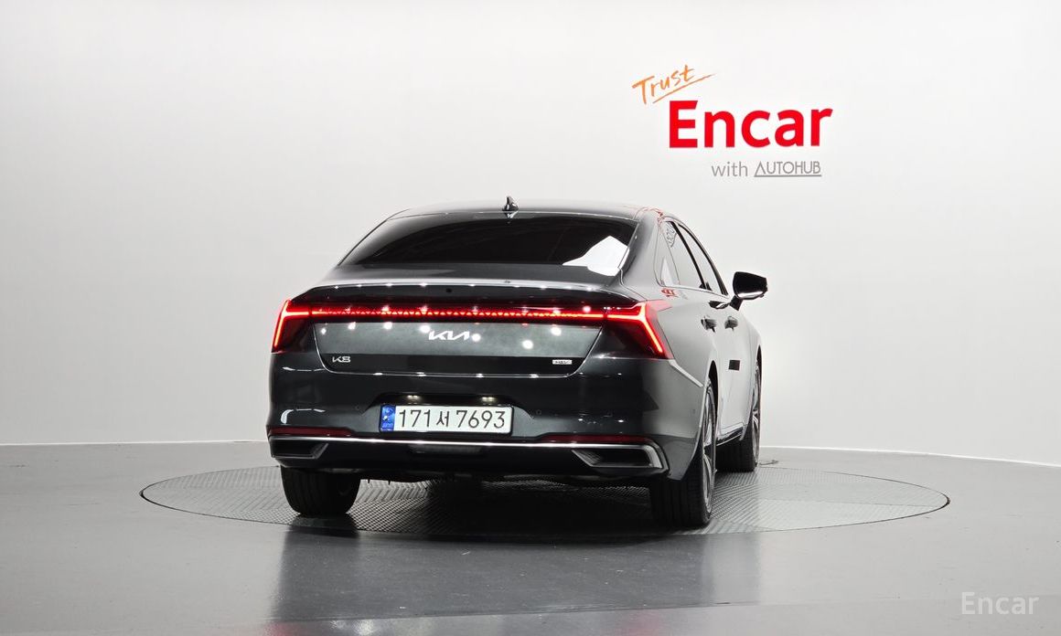  Kia K8