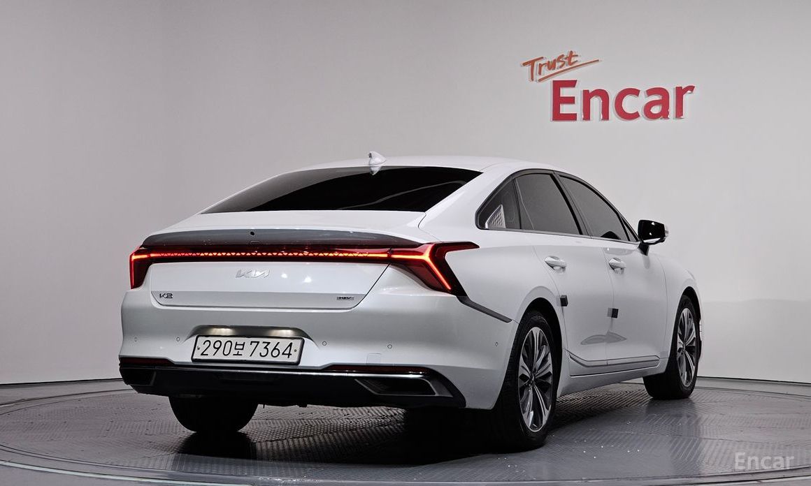  Kia K8