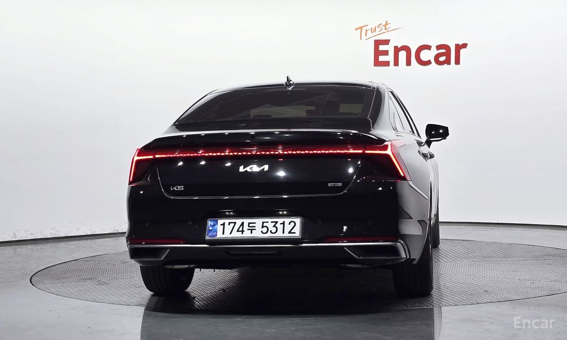  Kia K8