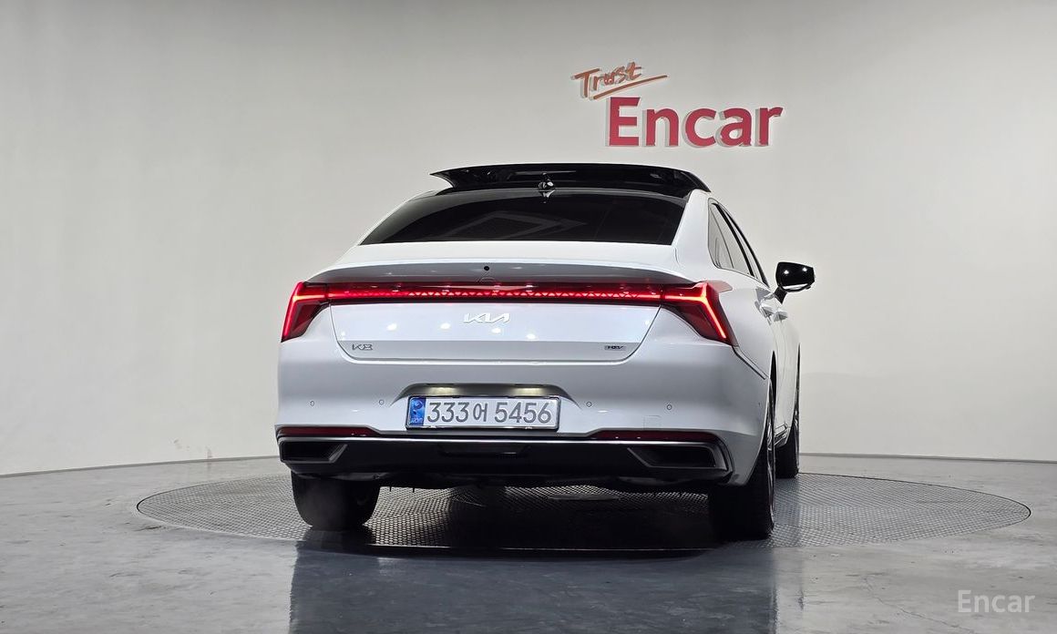  Kia K8
