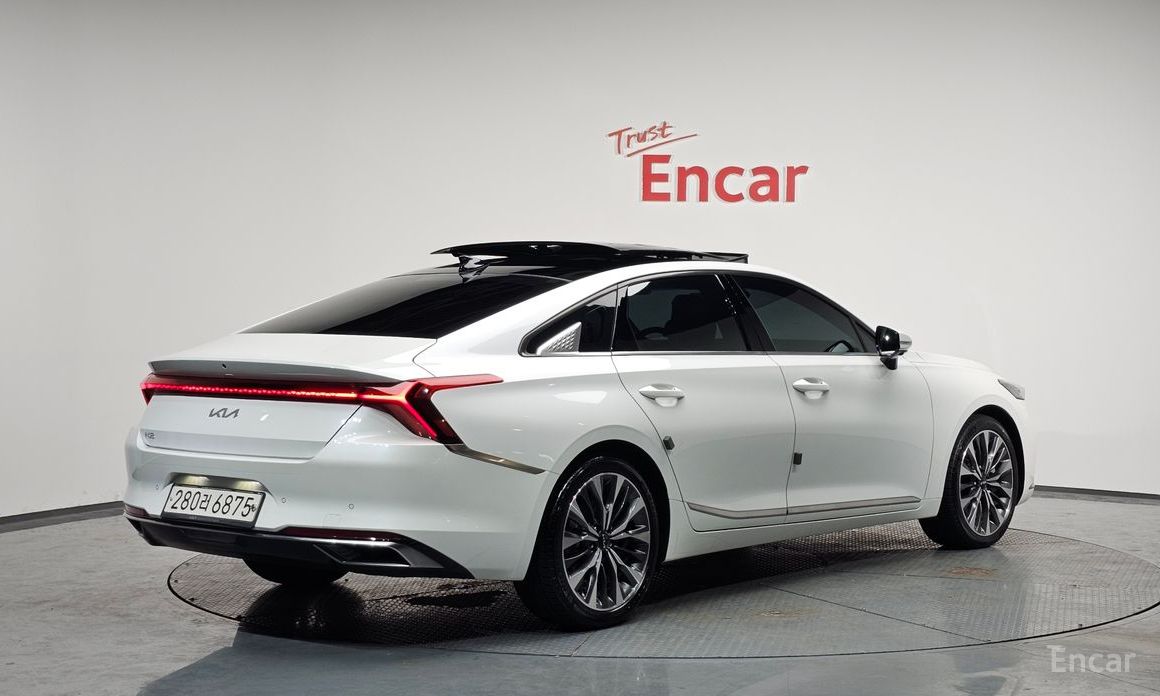  Kia K8