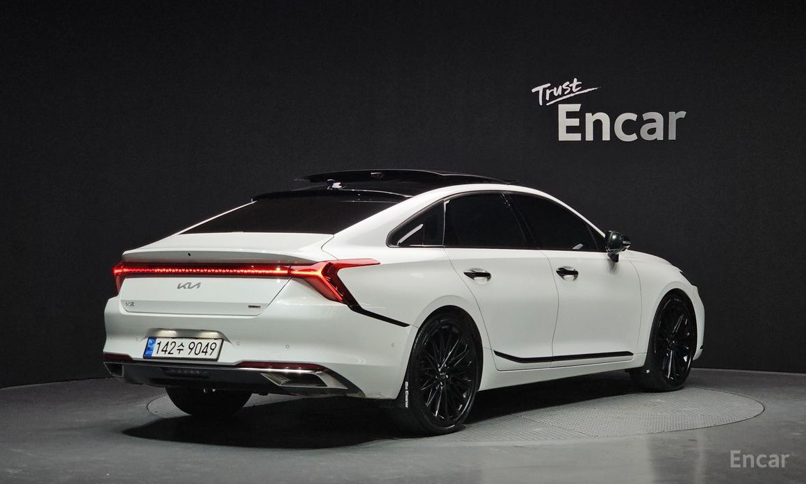  Kia K8