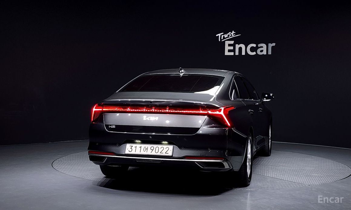  Kia K8