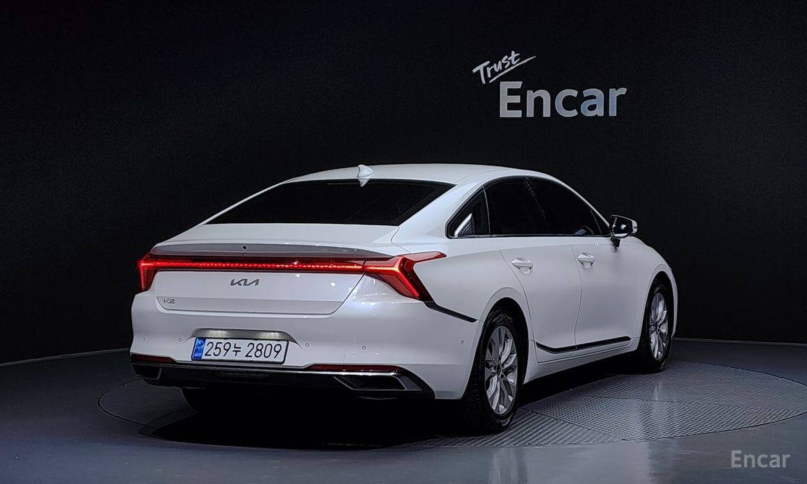  Kia K8