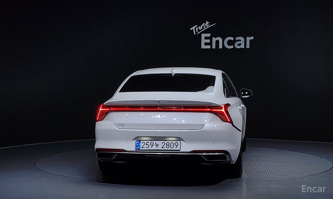  Kia K8