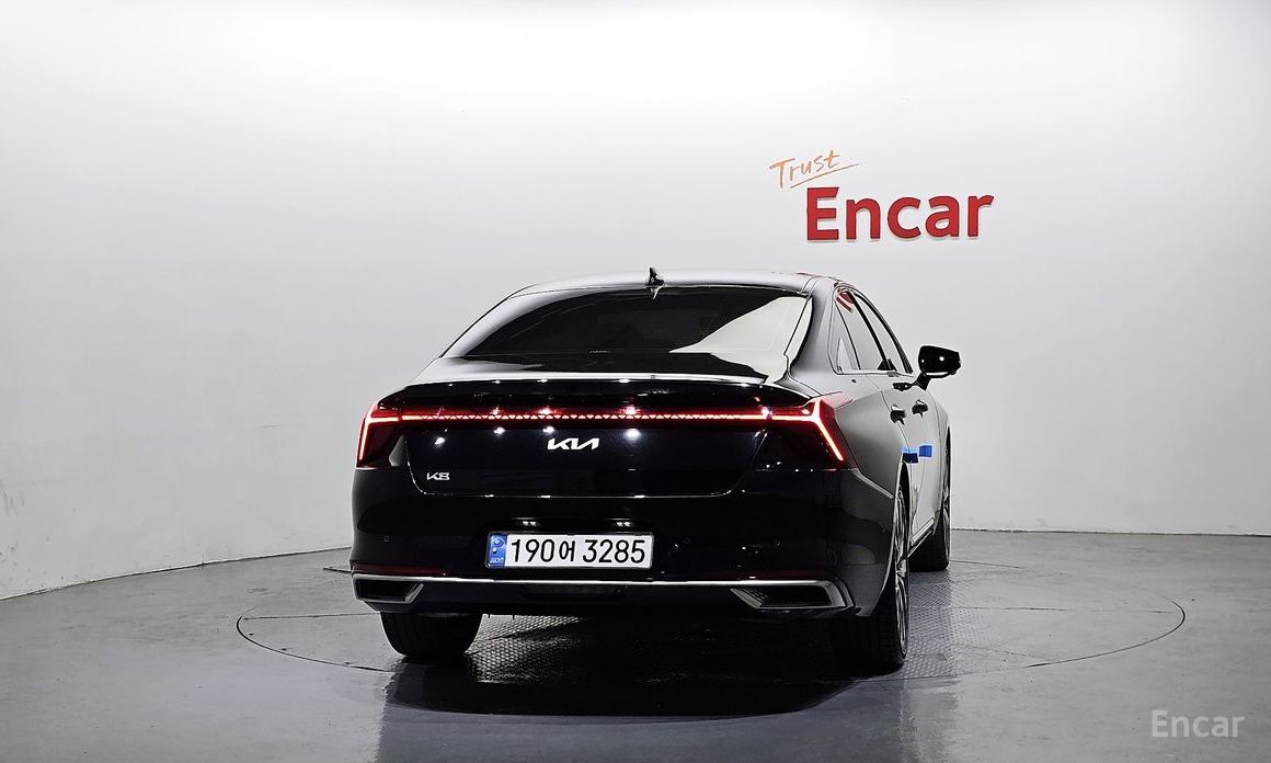  Kia K8