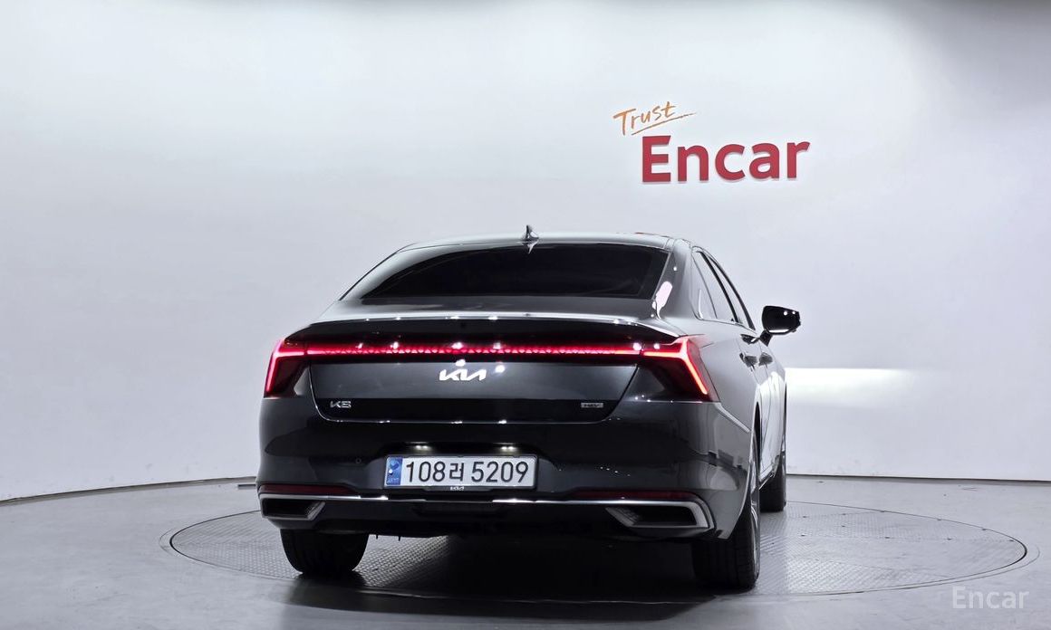  Kia K8