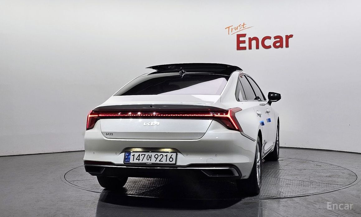  Kia K8