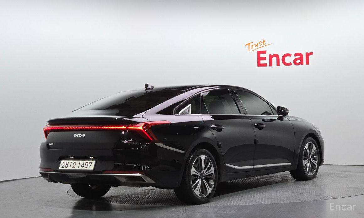  Kia K8