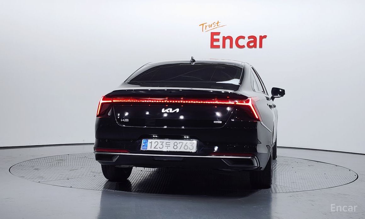  Kia K8