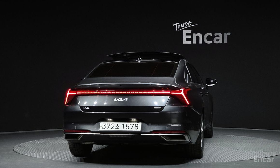  Kia K8