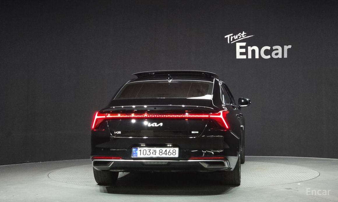  Kia K8