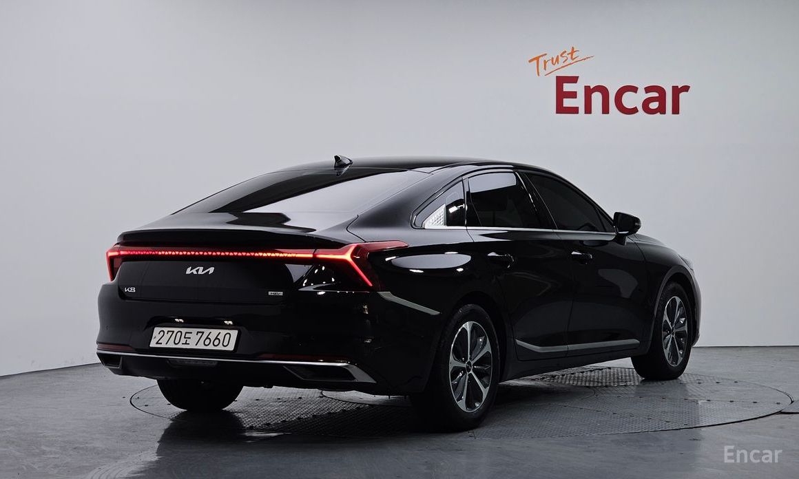  Kia K8