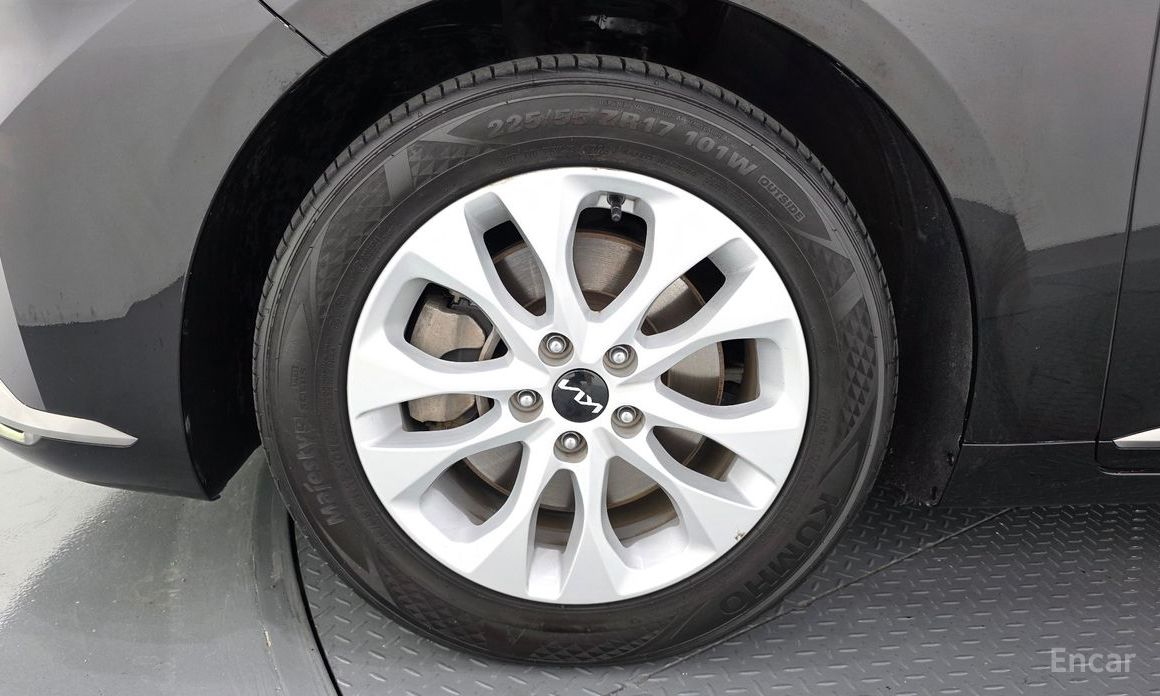  Kia K8
