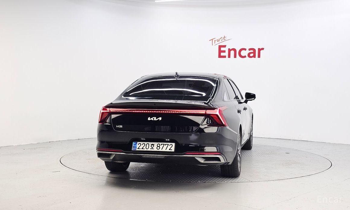  Kia K8