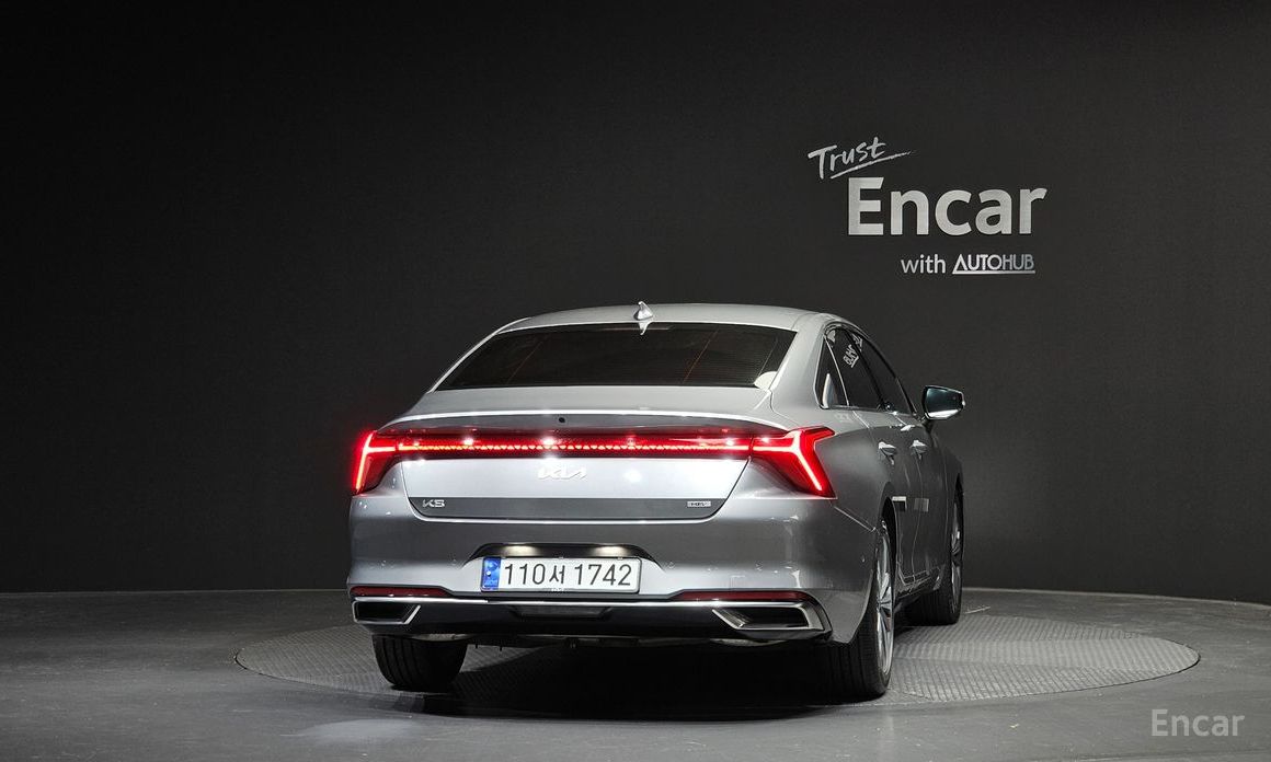  Kia K8
