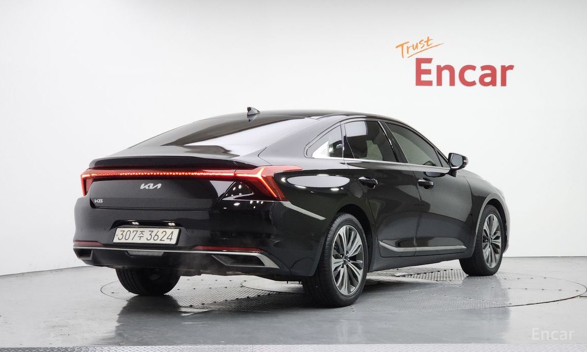  Kia K8