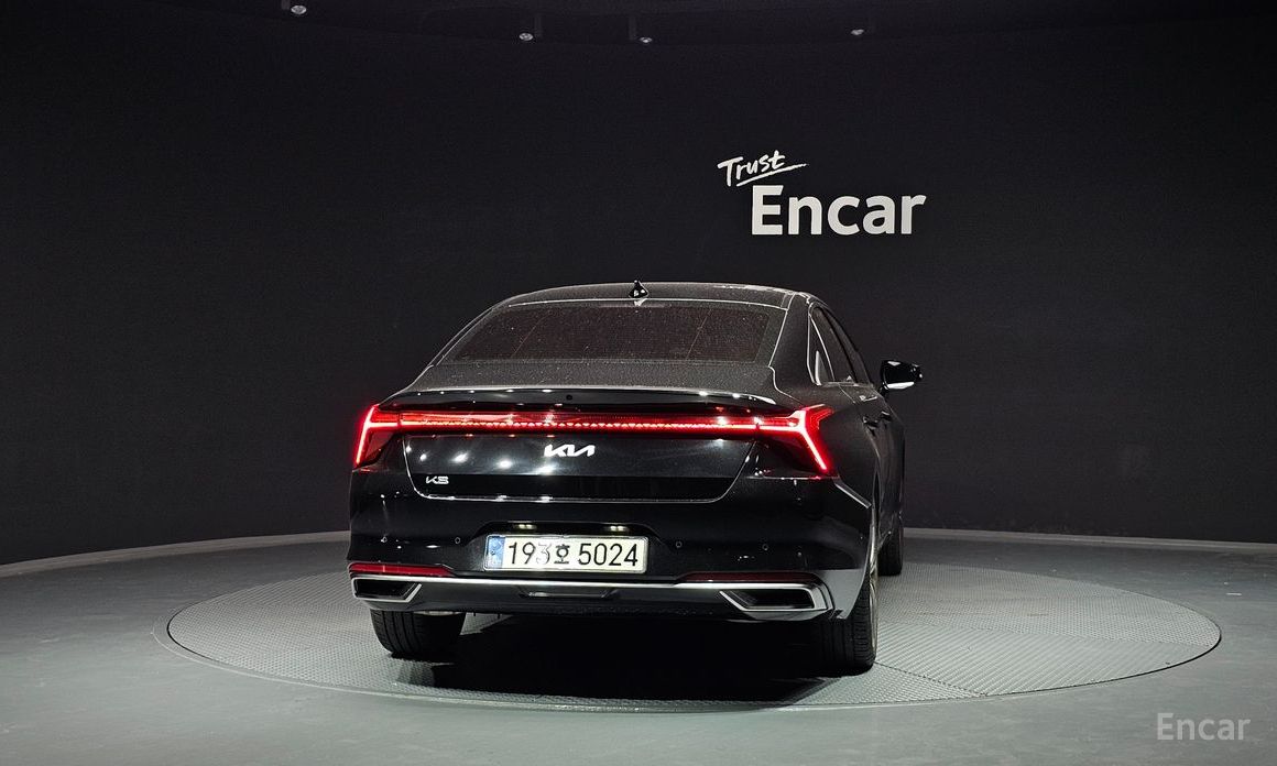  Kia K8