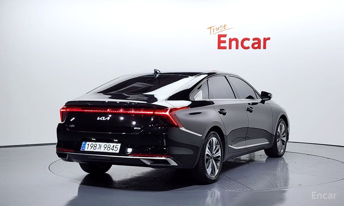  Kia K8