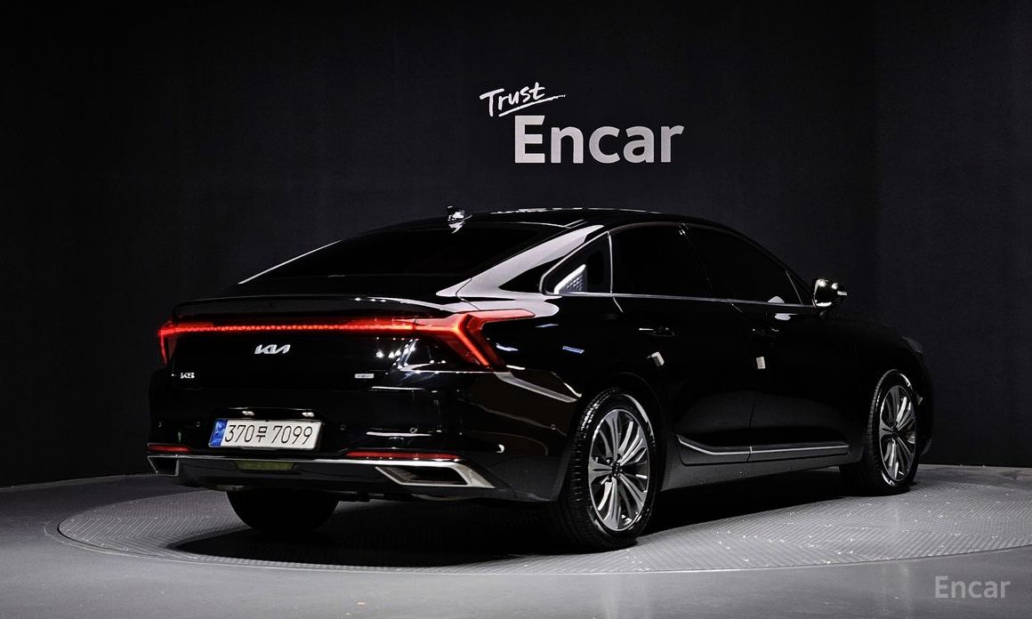 Kia K8