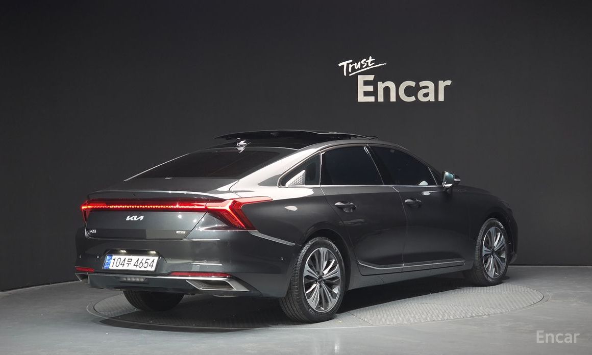  Kia K8