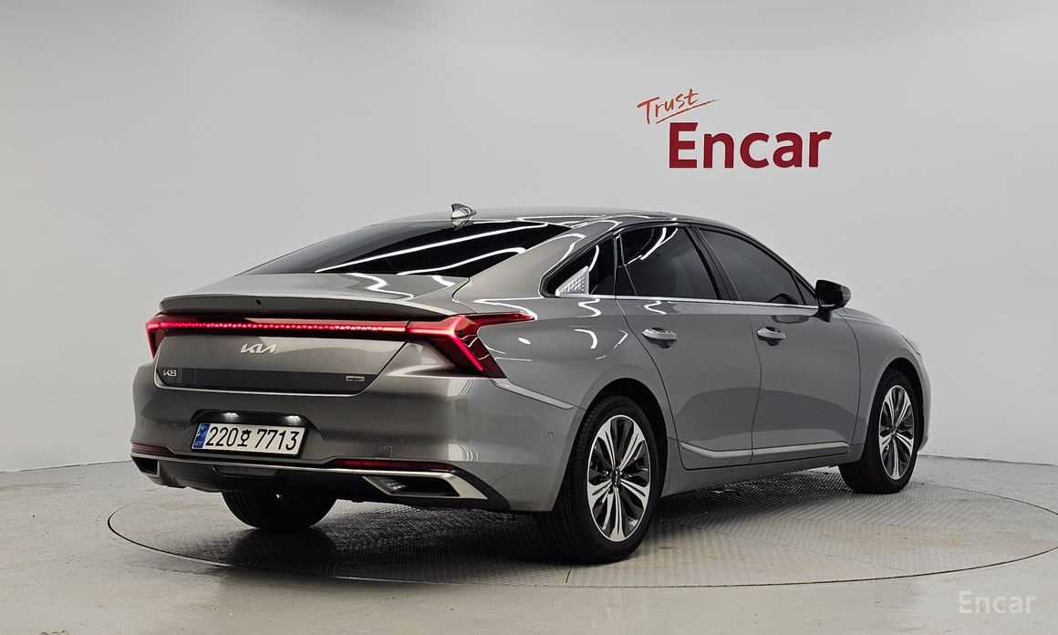  Kia K8