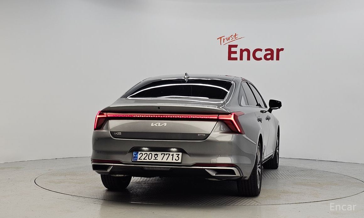  Kia K8