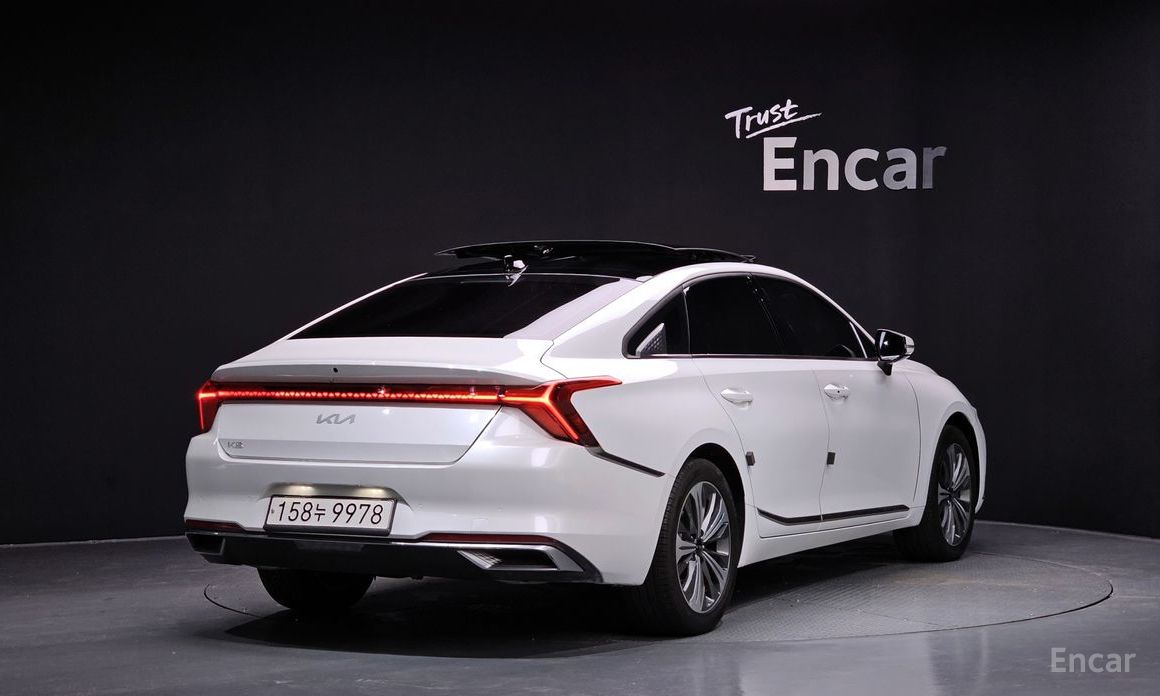  Kia K8