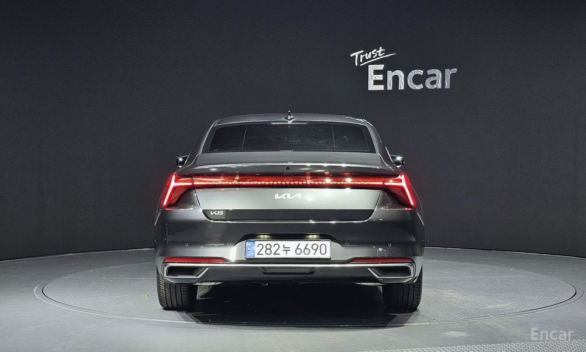  Kia K8