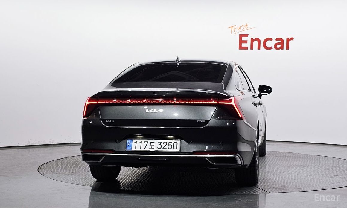  Kia K8