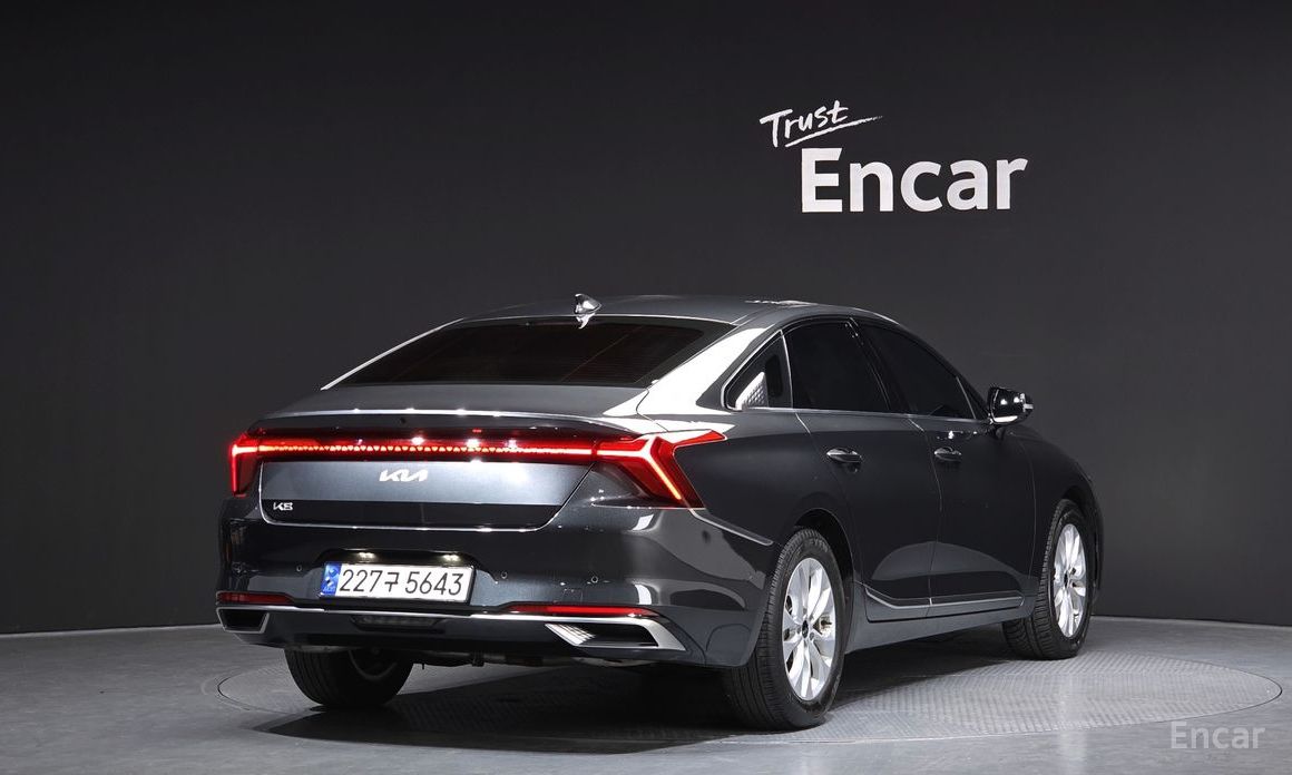  Kia K8