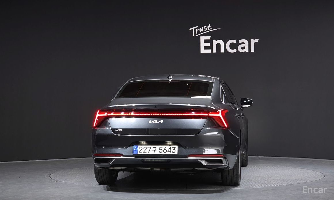 Kia K8