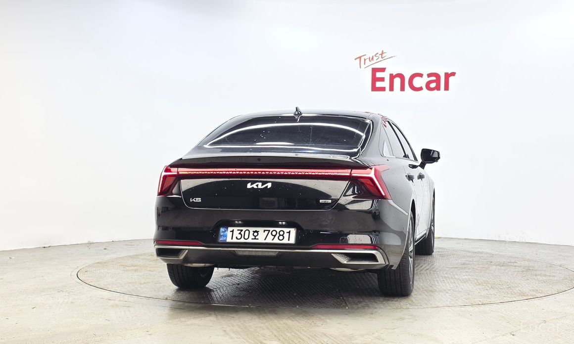  Kia K8