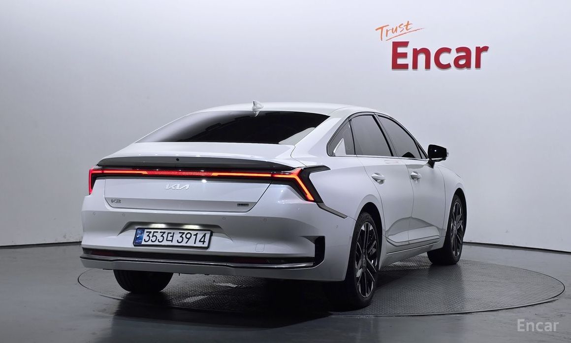  Kia K8