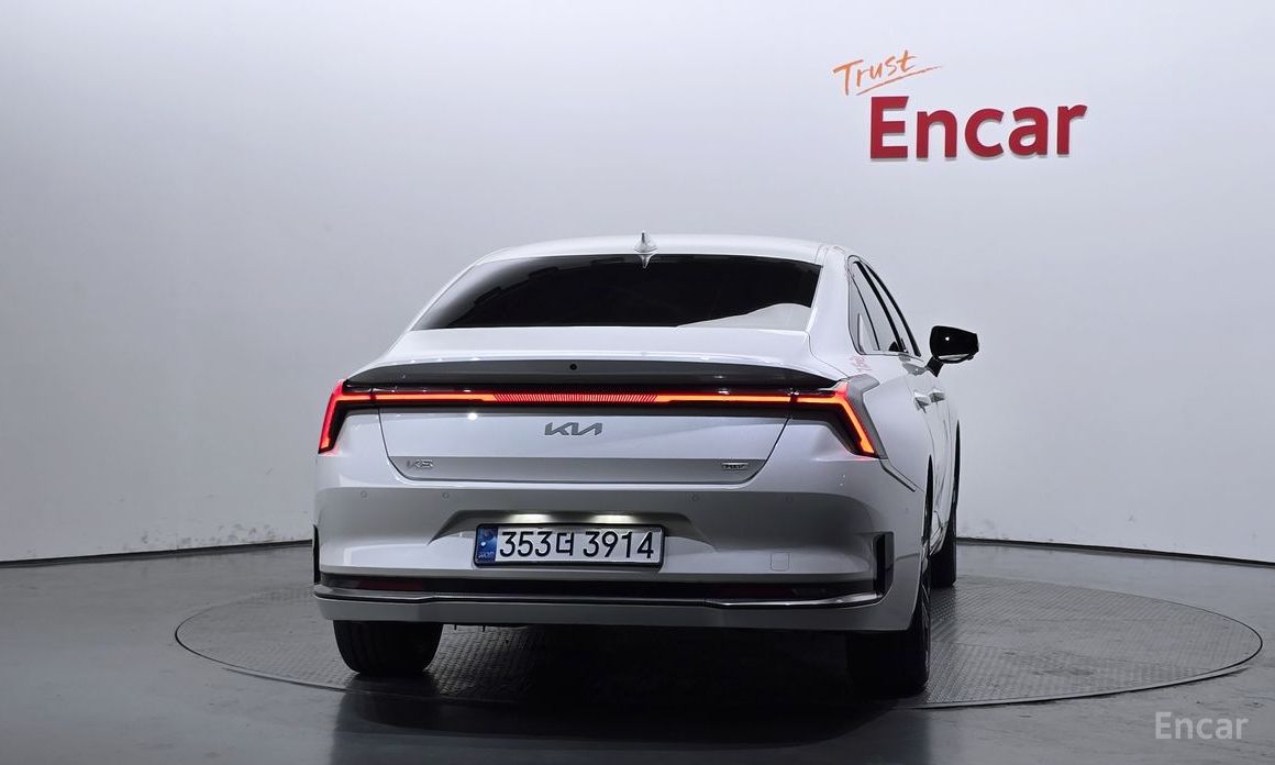  Kia K8