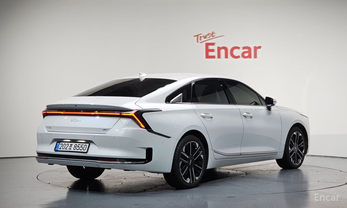 Kia K8