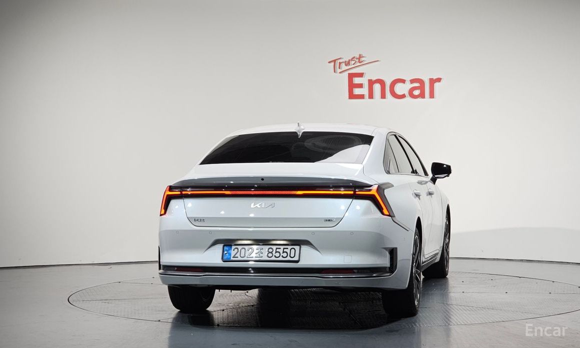  Kia K8