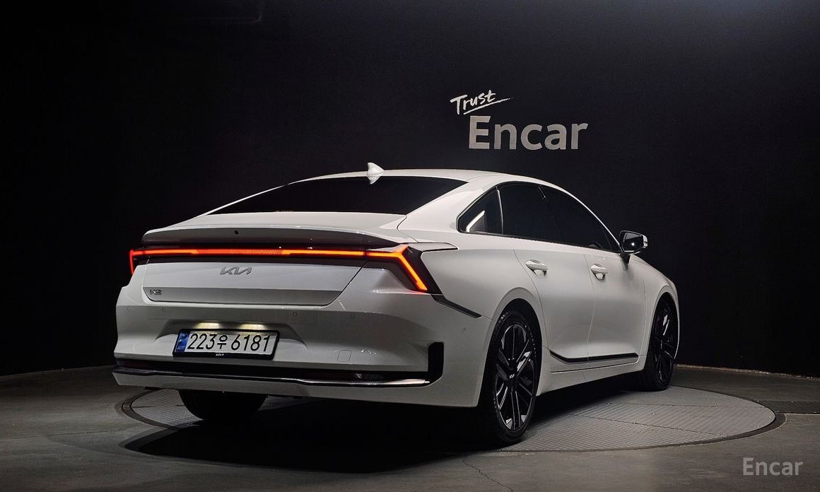  Kia K8
