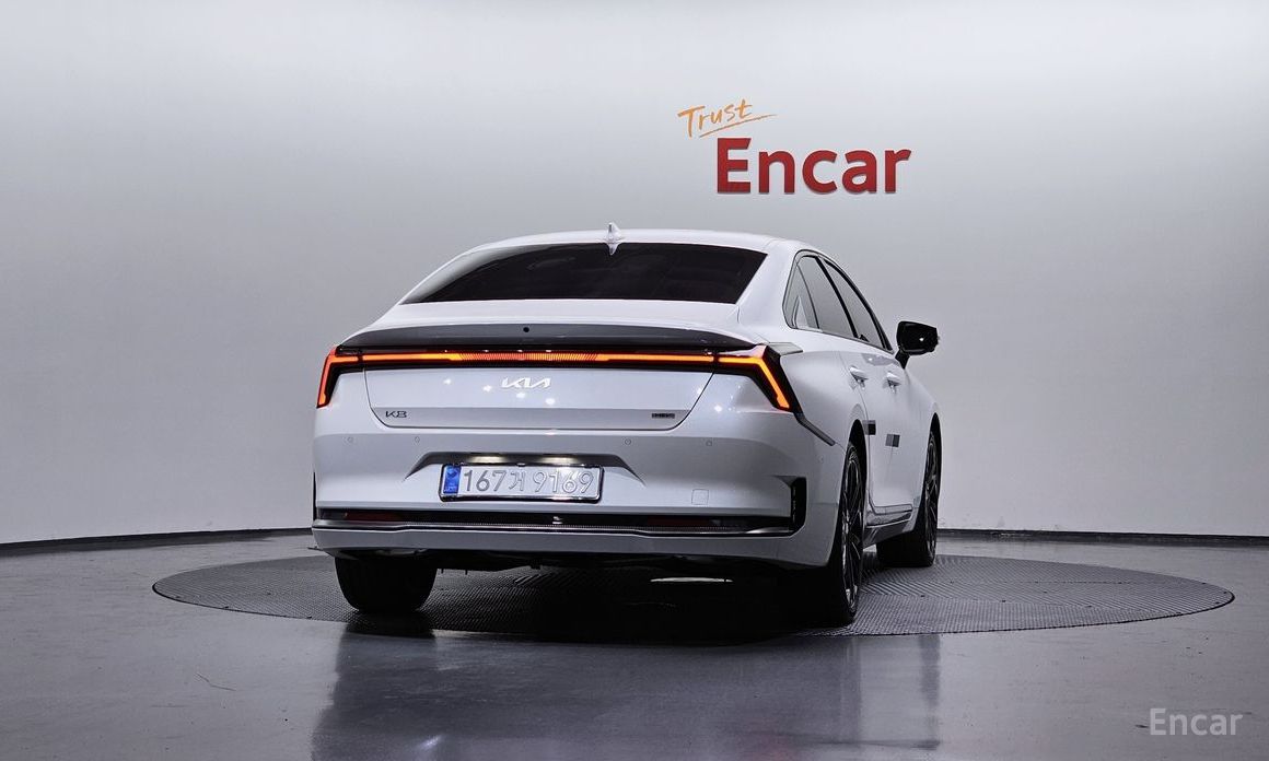  Kia K8