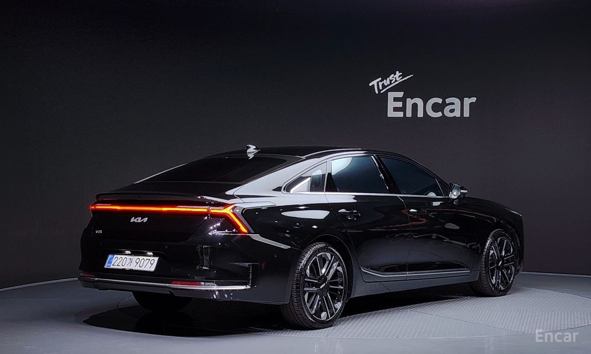  Kia K8