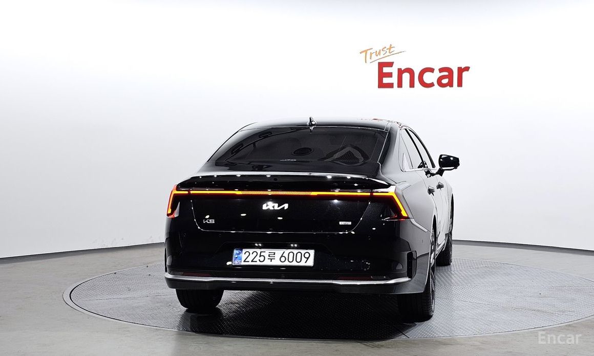  Kia K8