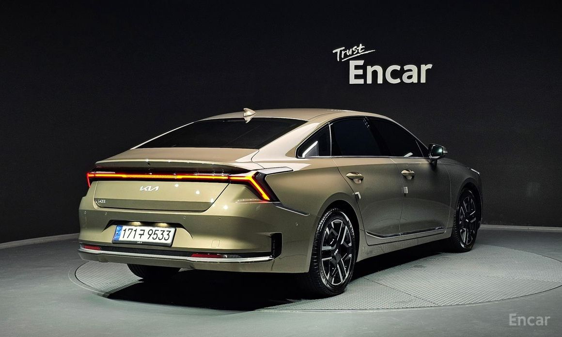  Kia K8