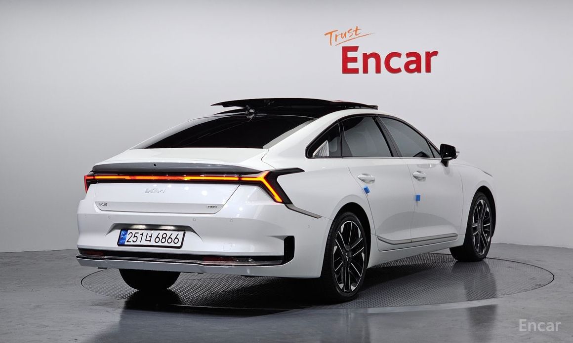  Kia K8