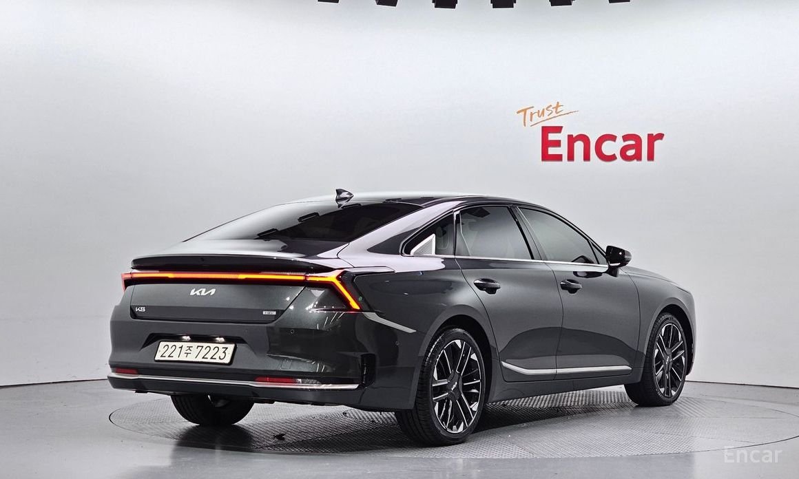  Kia K8