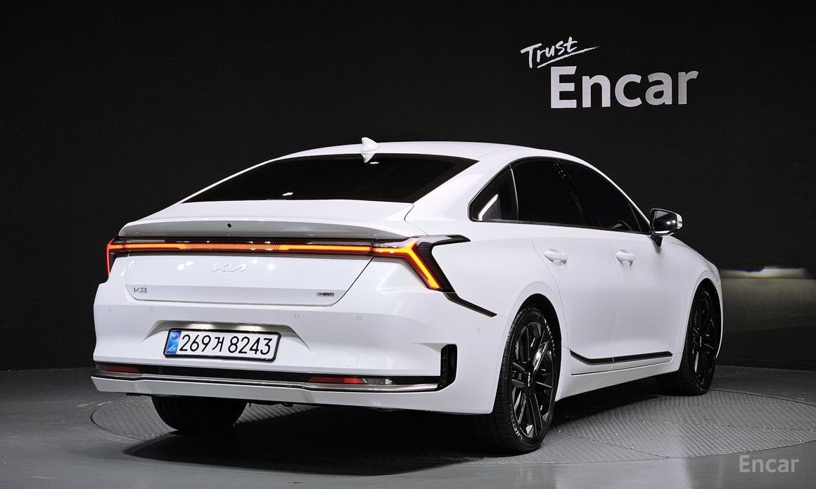  Kia K8