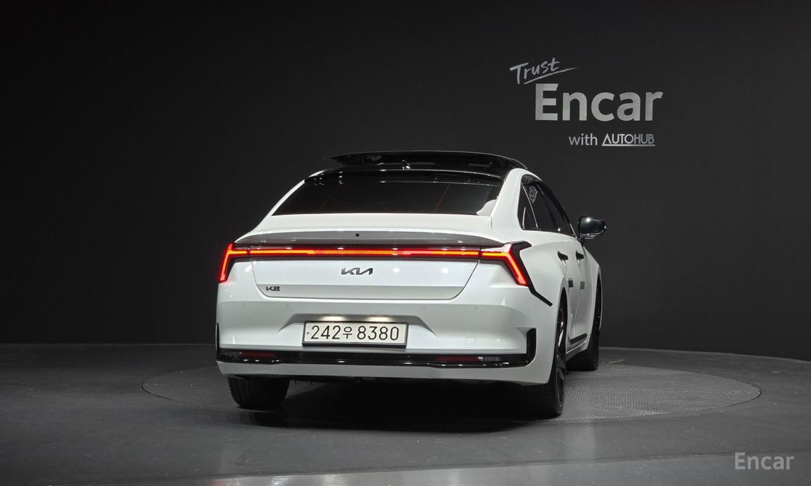  Kia K8