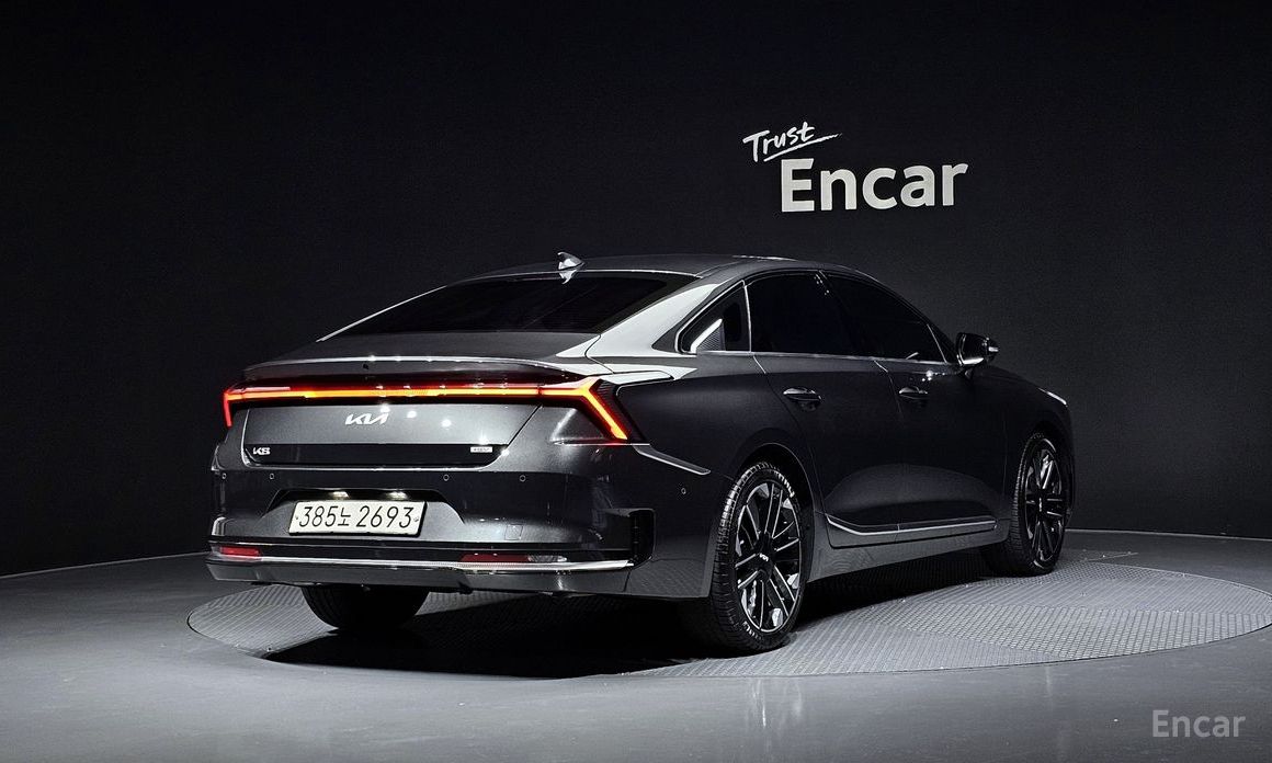  Kia K8