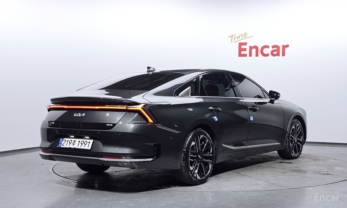  Kia K8